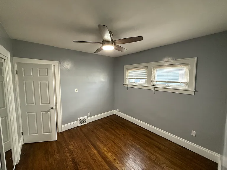 2157 Brown Rd - Photo 6 of 9