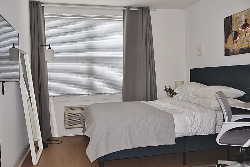 123 44th St - Photo 2 of 24