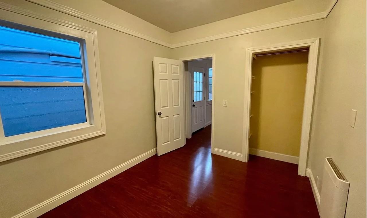 1570 7th St #A - Photo 2 of 5