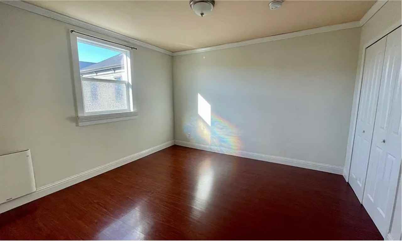 1570 7th St #A - Photo 4 of 5