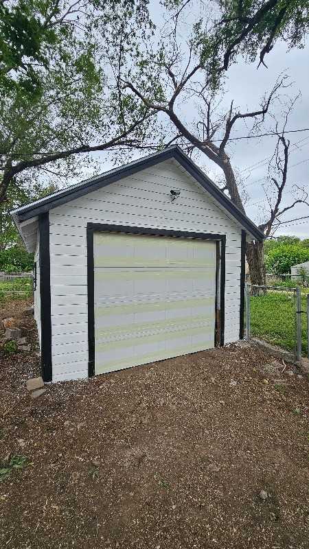 1019 N 10th St - Photo 2 of 21