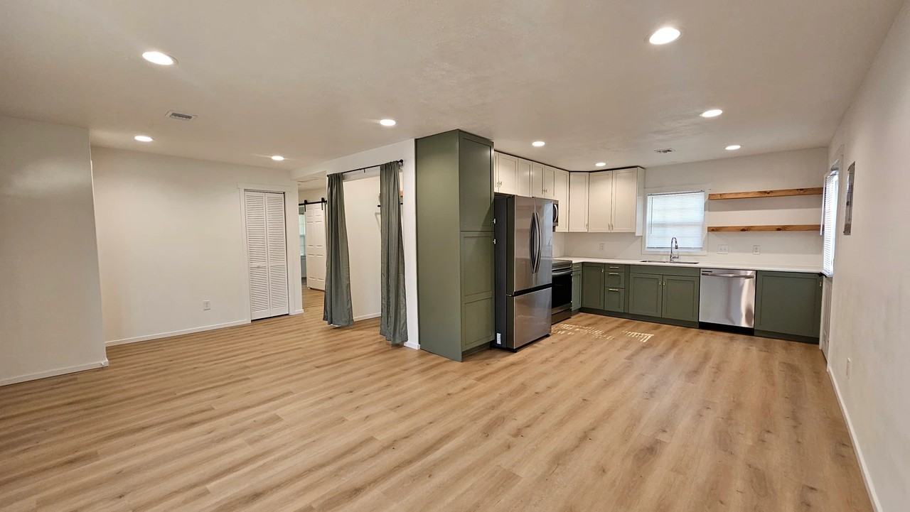 1019 N 10th St - Photo 6 of 21