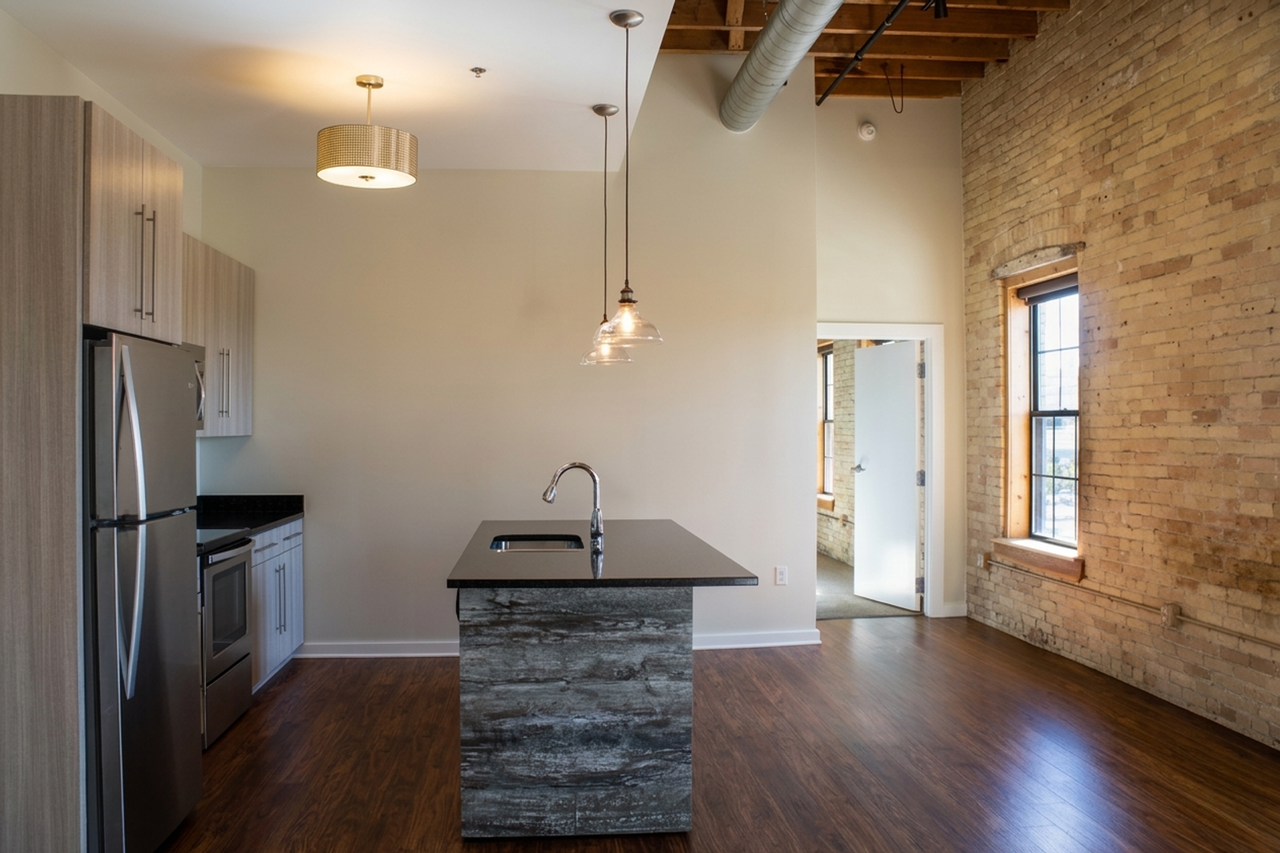 Beam House - Photo 7 of 31