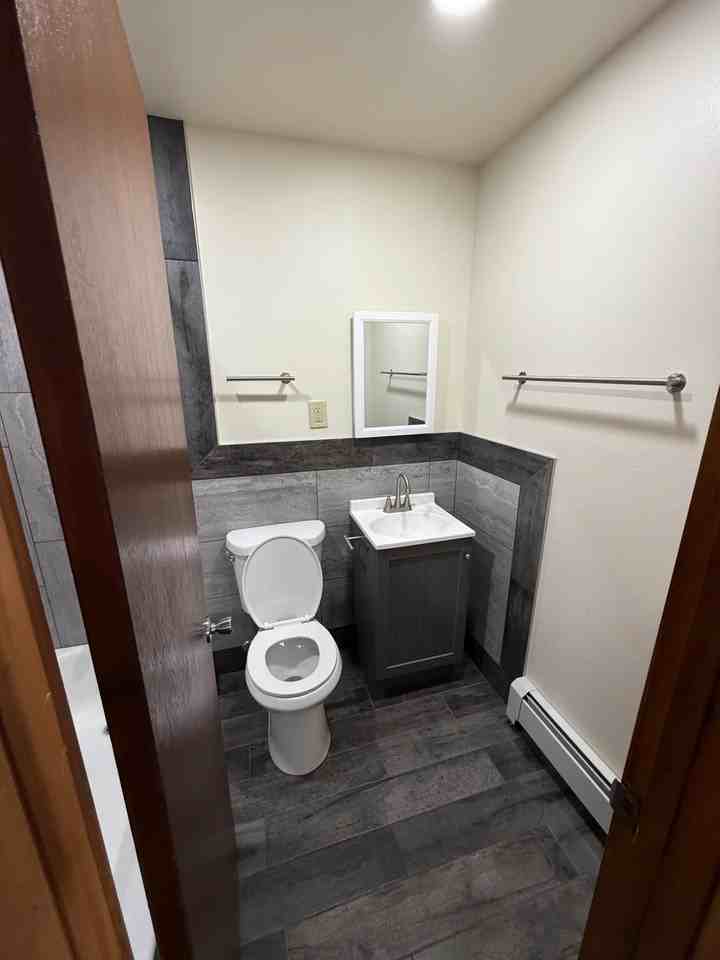 2066 Sst #4 - Photo 3 of 7