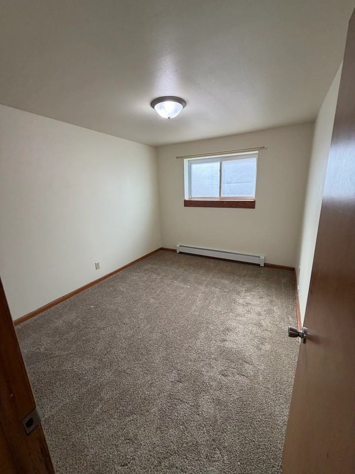 2066 Sst #4 - Photo 7 of 7