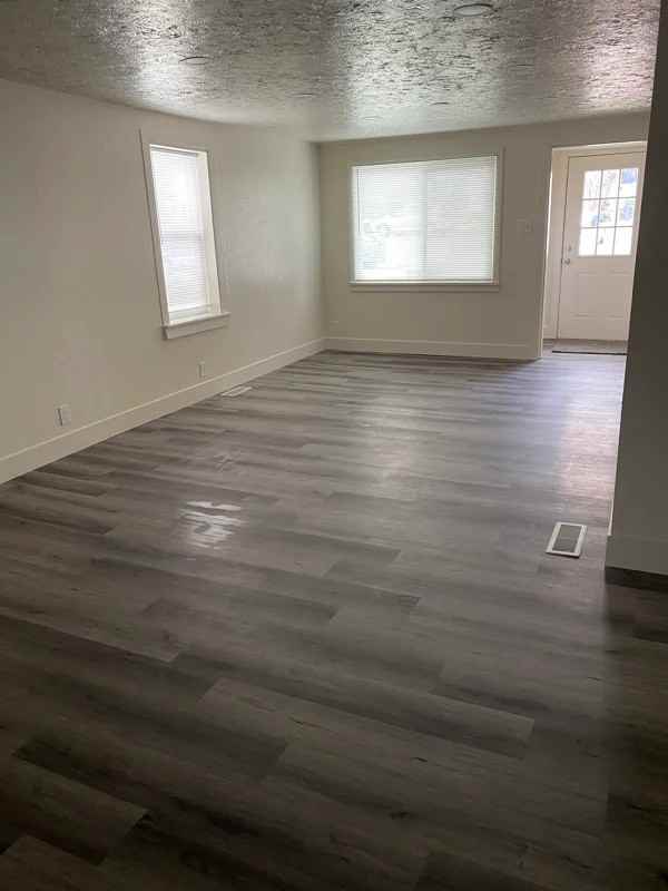 640 Garfield St - Photo 5 of 20