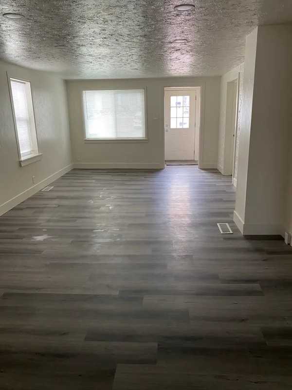 640 Garfield St - Photo 6 of 20