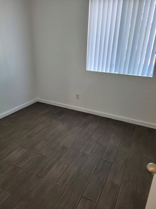 38257 12th St E #6 - Photo 6 of 9