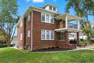 828 N 41st Ave - Photo 1 of 1