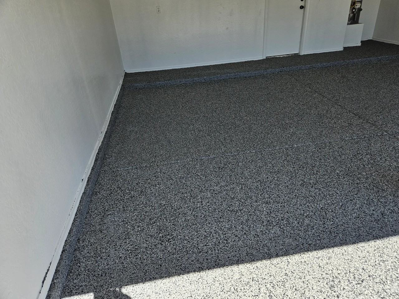 970 E. Christopher St - Photo 7 of 11