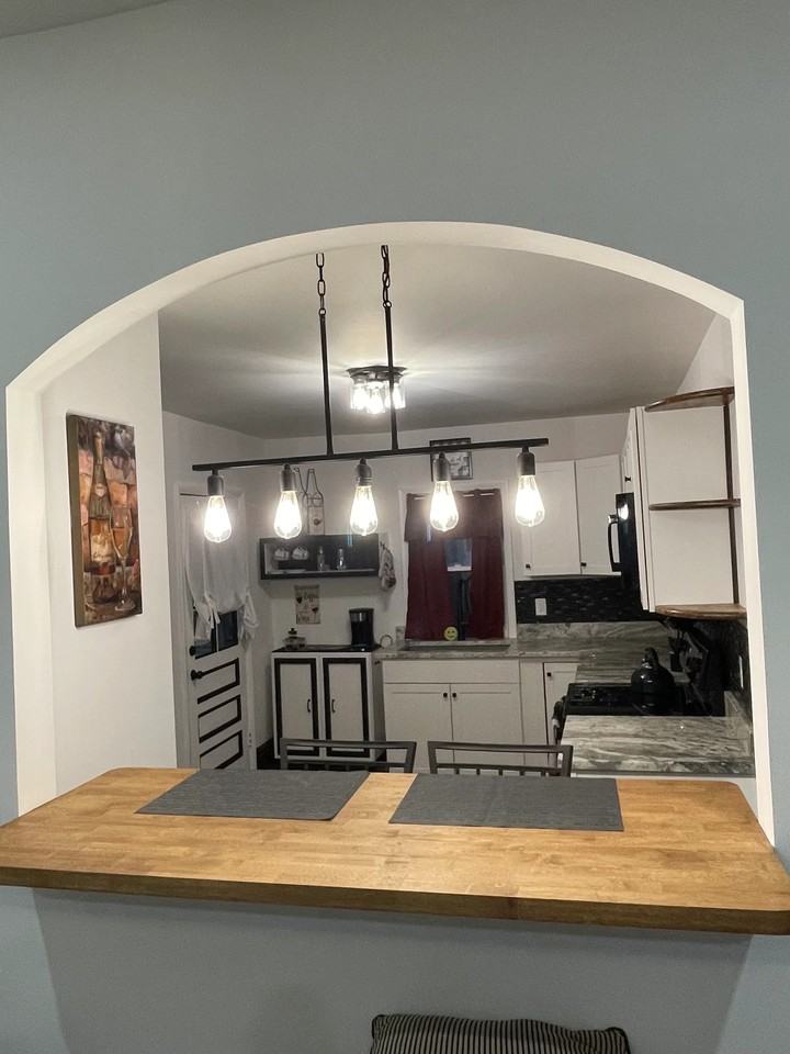 53 Lincoln Ave W - Photo 4 of 20