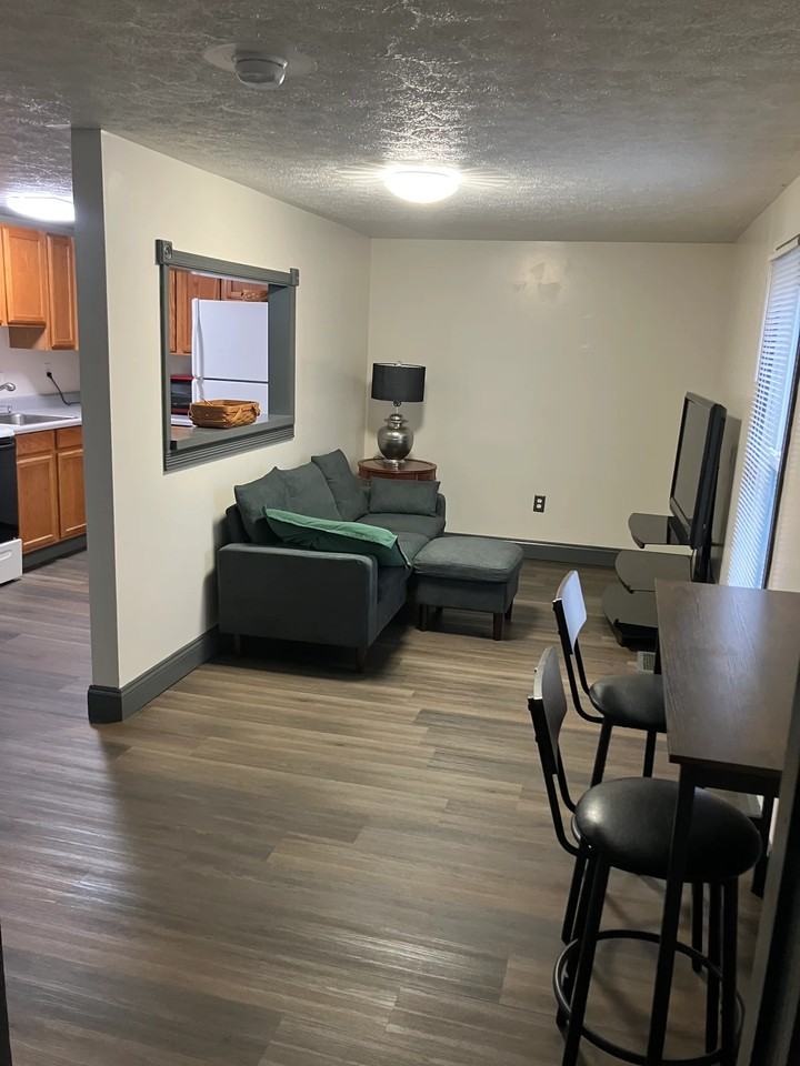 101 Valor St - Photo 4 of 11