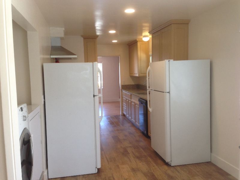 298 Ramona Dr - Photo 4 of 8