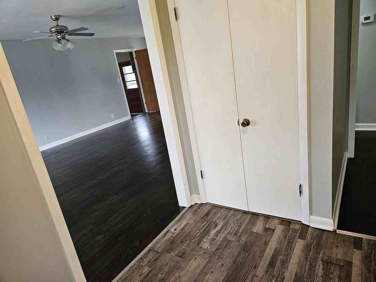 5140 Kindred Ave - Photo 2 of 8