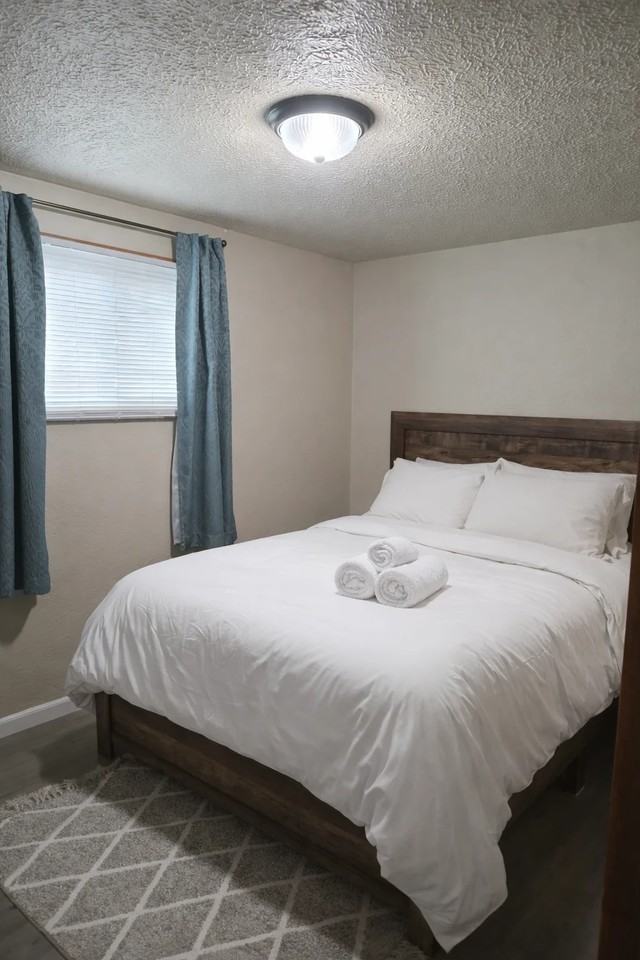 4106 E Fairview Ave - Photo 2 of 17