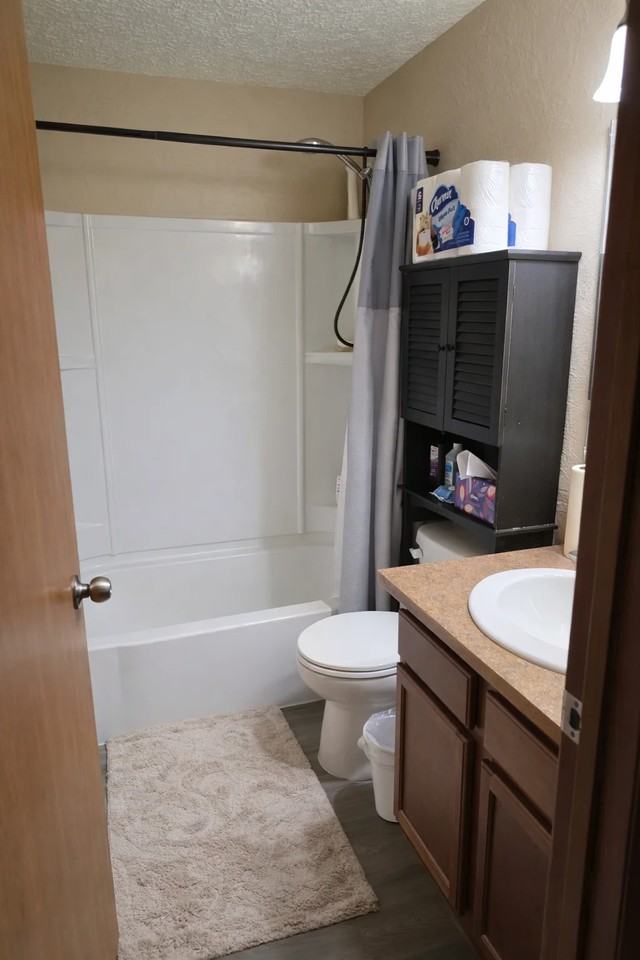 4106 E Fairview Ave - Photo 3 of 17