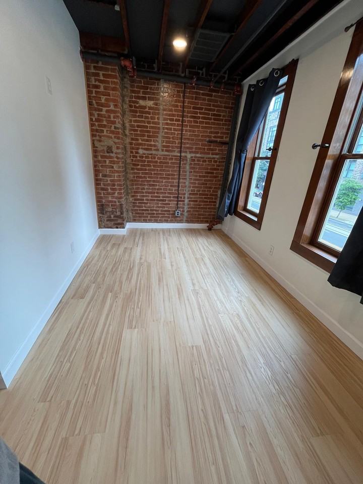 1418 Maryland Ave Ne - Photo 5 of 22