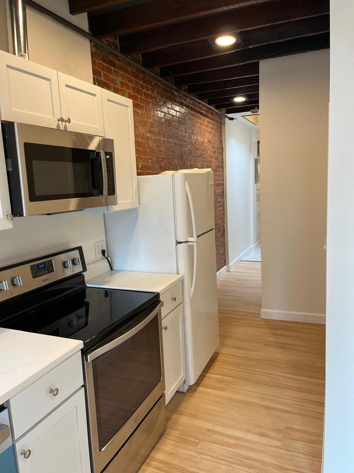 1418 Maryland Ave Ne - Photo 7 of 22