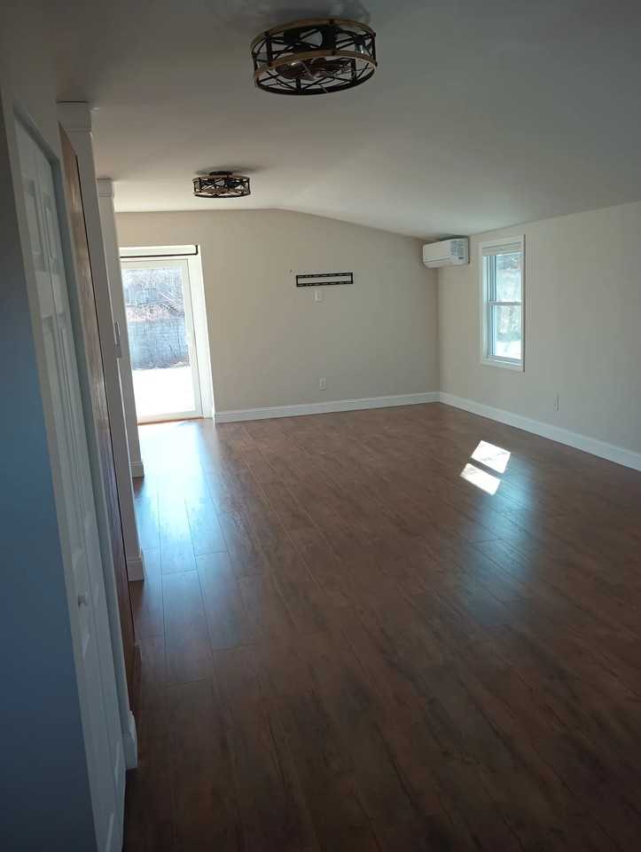 24 Green Rd - Photo 2 of 18