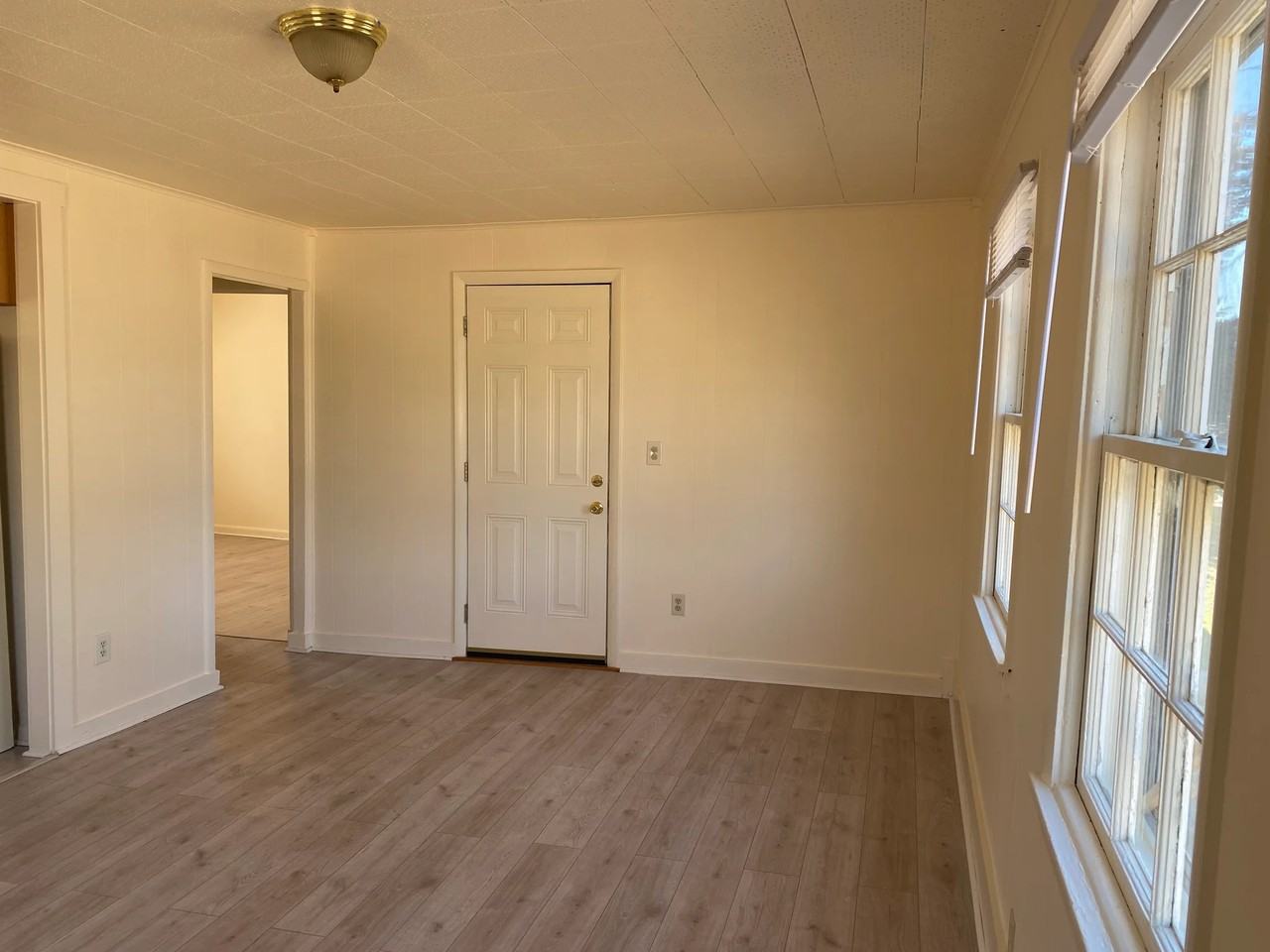 4 Central Ave - Photo 4 of 13