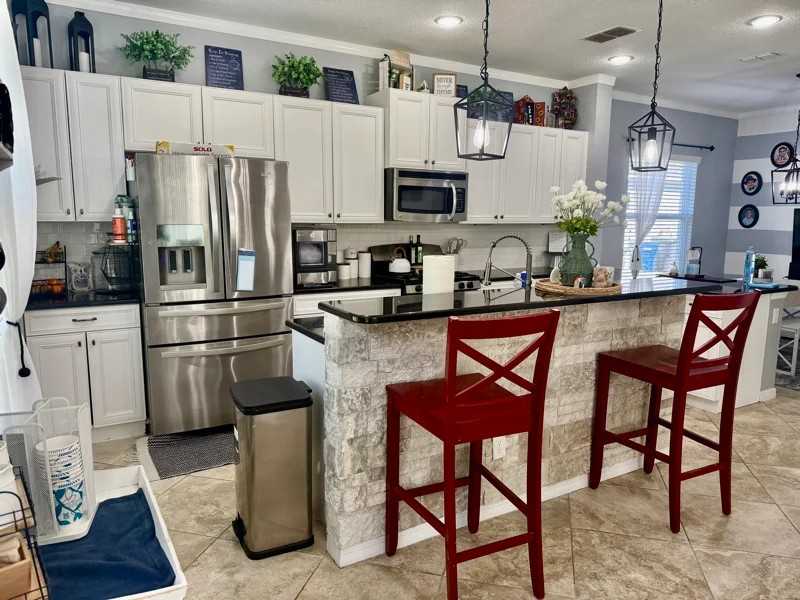 5008 Mission Park Ln - Photo 7 of 25