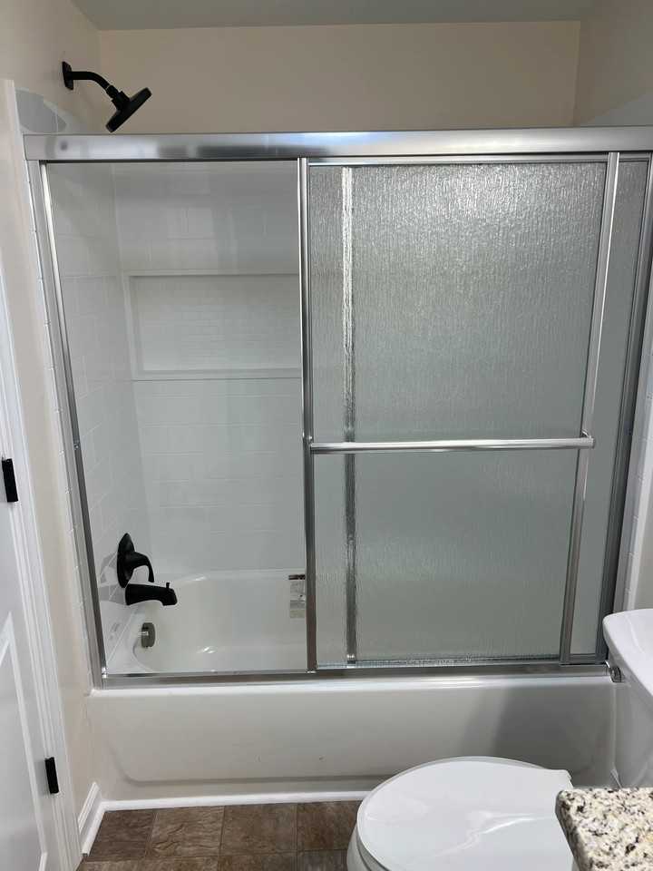 2020 Chapel Hill Rd - Photo 4 of 14