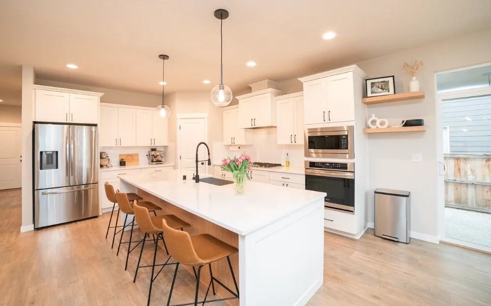 1110 Ne 11th Pl - Photo 3 of 6