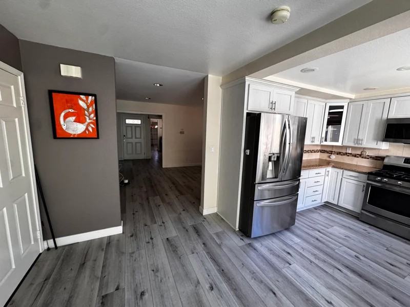 19645 Eagle Ridge Ln - Photo 2 of 15