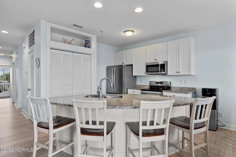 10111 Salter Path Rd - Photo 4 of 15