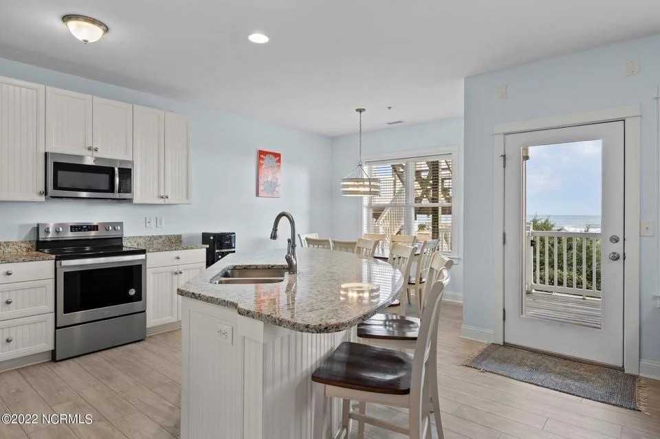 10111 Salter Path Rd - Photo 5 of 15