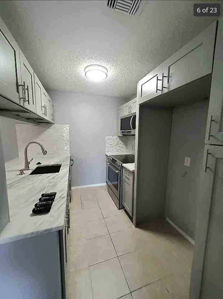 5322 Medical Dr #B202 - Photo 4 of 18