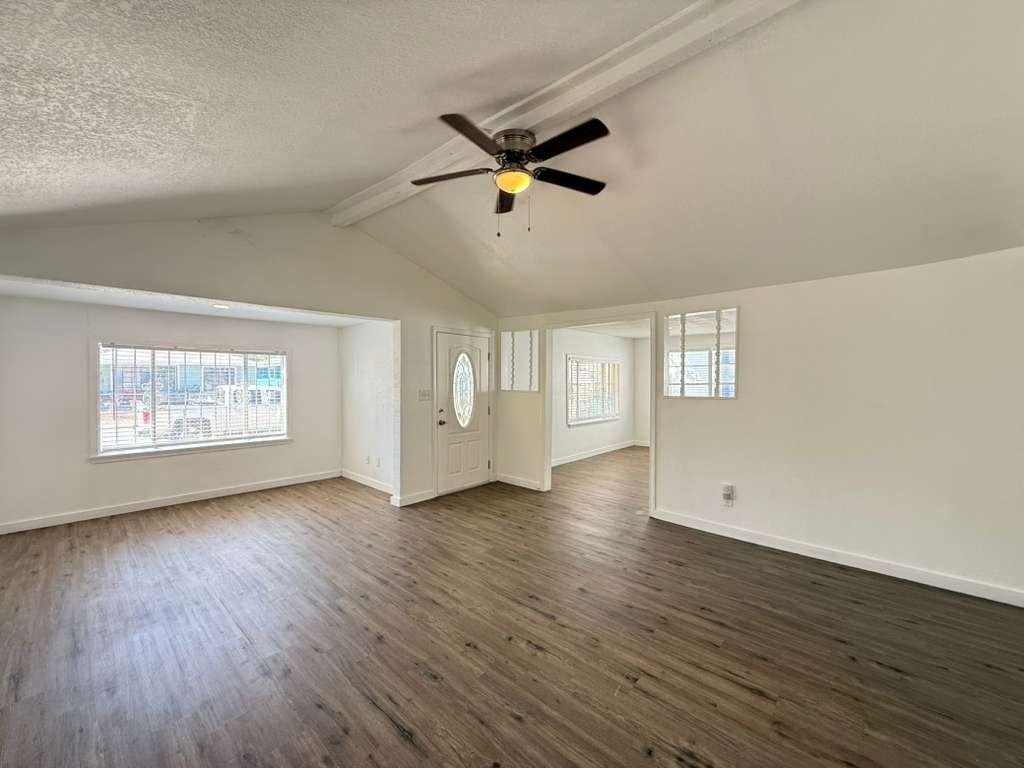 206 Southlawn Ave - Photo 5 of 14