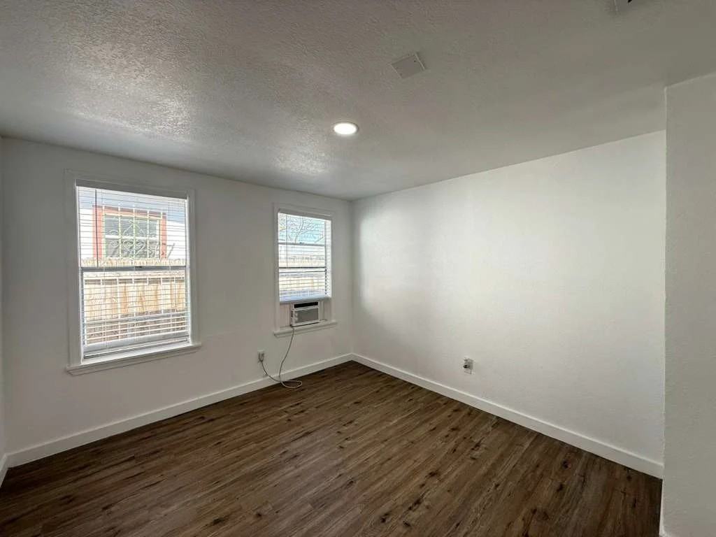 206 Southlawn Ave - Photo 6 of 14