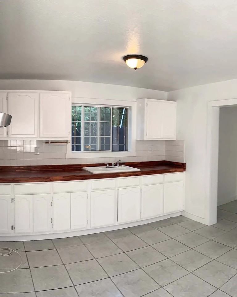 9618 Evers Ave - Photo 4 of 6