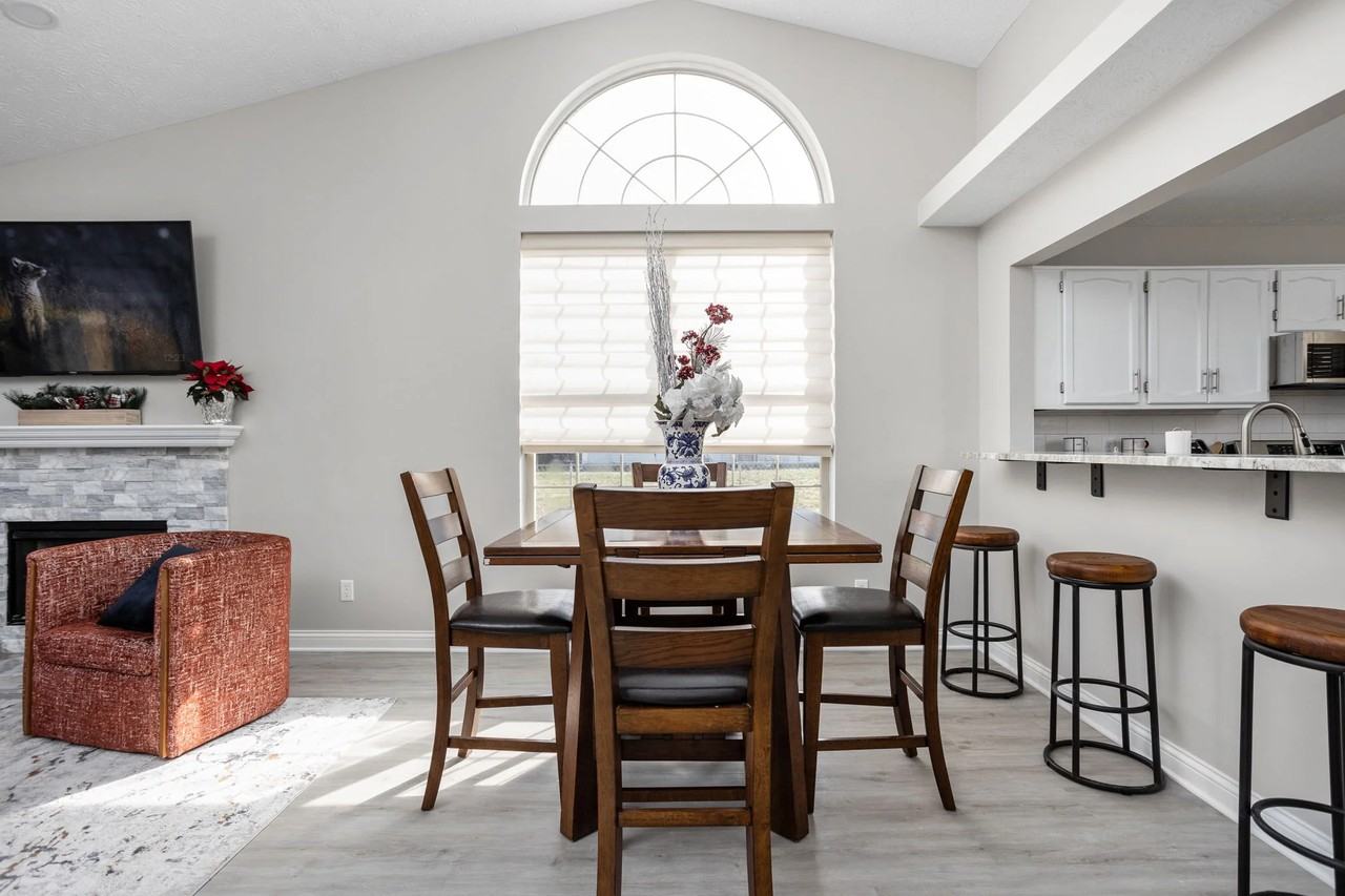 18447 Harvest Meadows Dr W - Photo 5 of 11