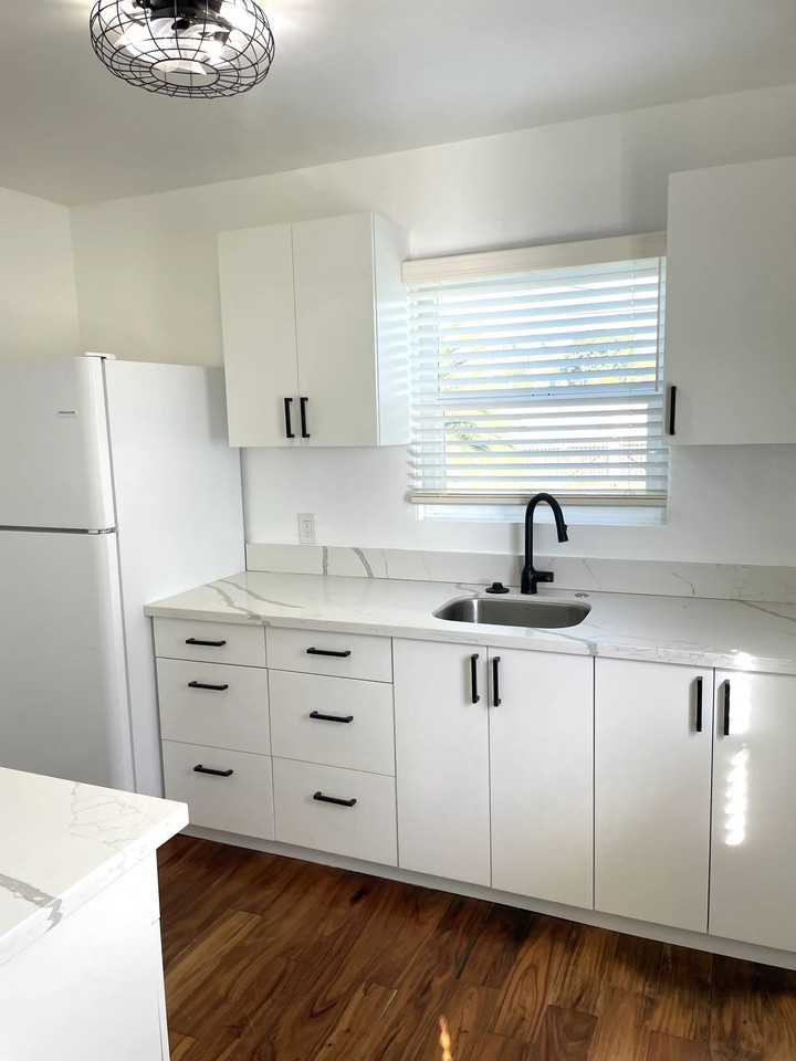 3082 K St - Photo 3 of 17