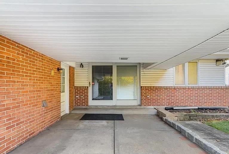 3319 Birch Ave - Photo 2 of 14