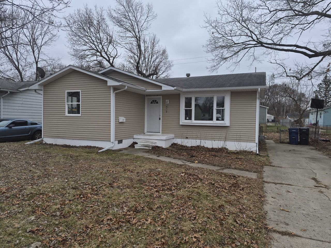 2710 Eaton Pl - Photo 5 of 10