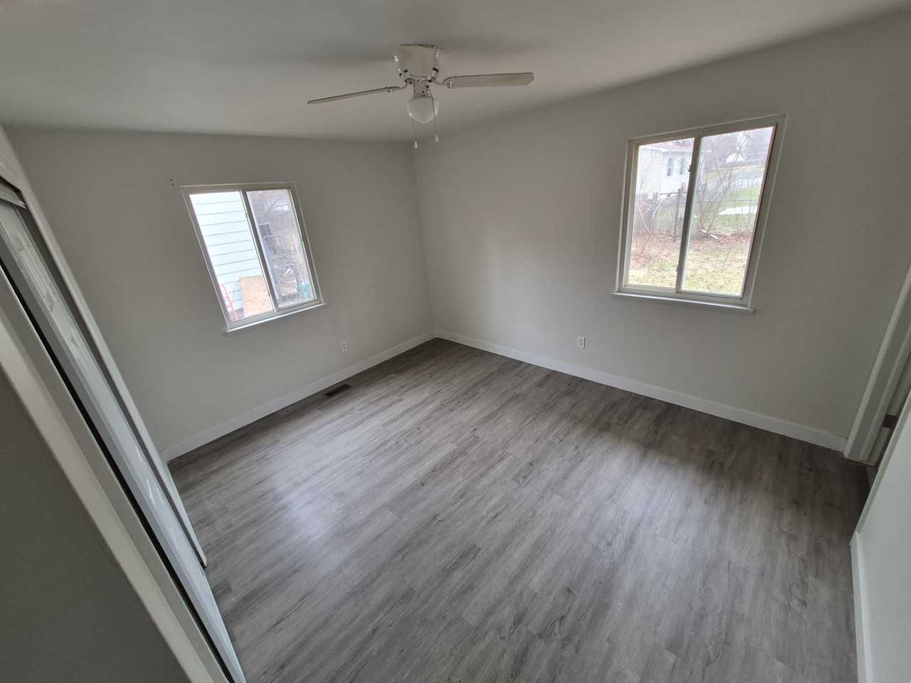 2710 Eaton Pl - Photo 6 of 10