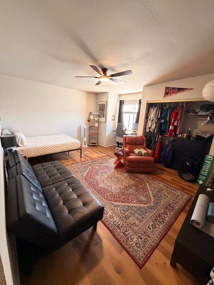 401 E Drachman St - Photo 2 of 9