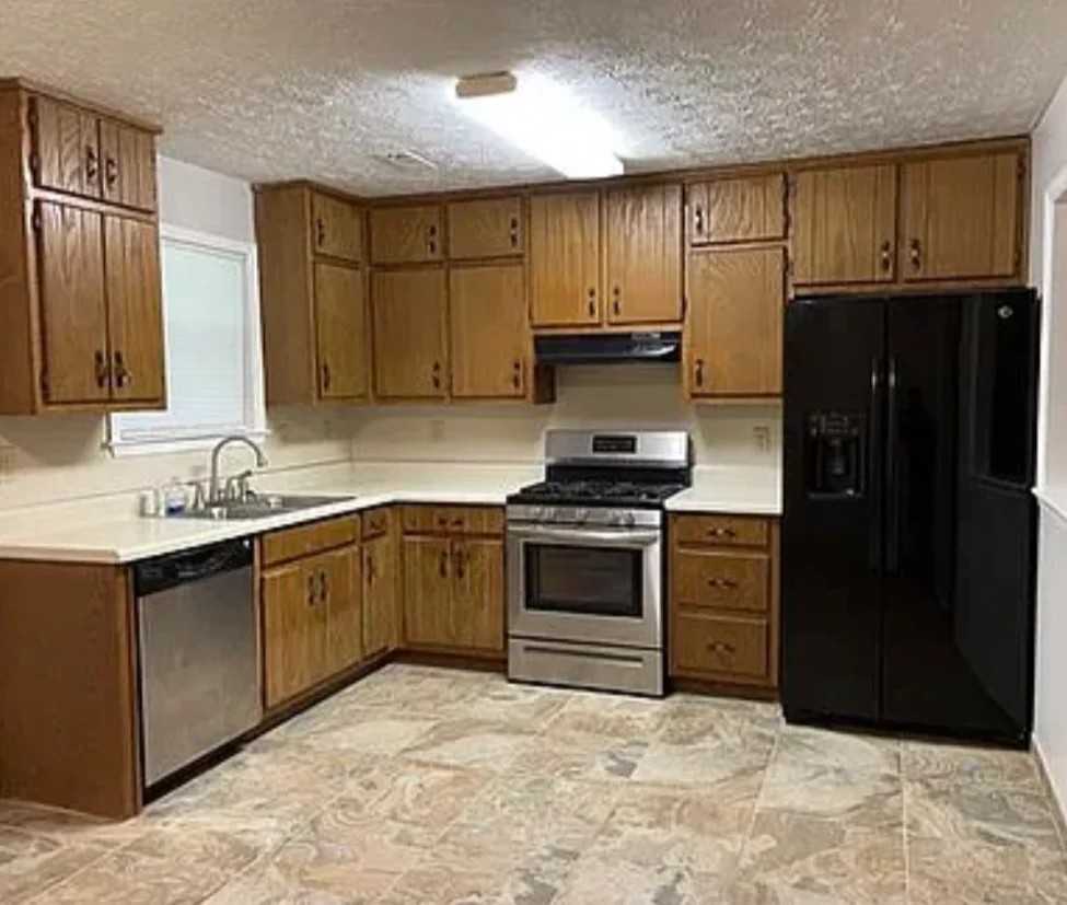 2003 Laboon Cir - Photo 4 of 7