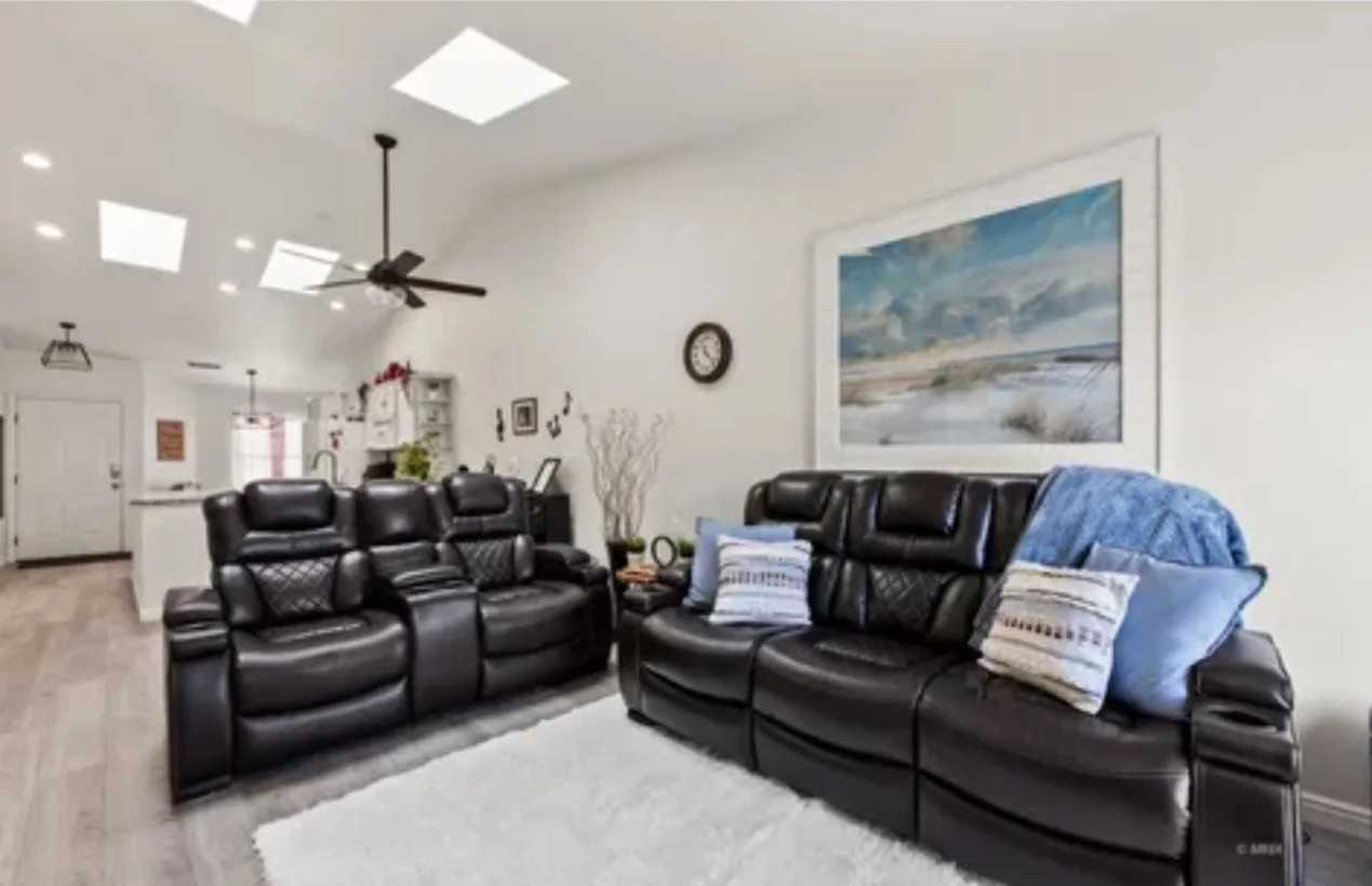 722 Peartree Ln - Photo 7 of 14