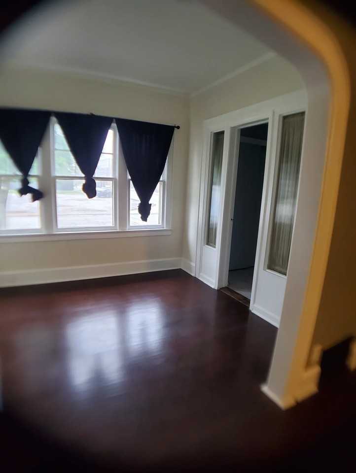 651 S Weinbach Ave - Photo 5 of 17