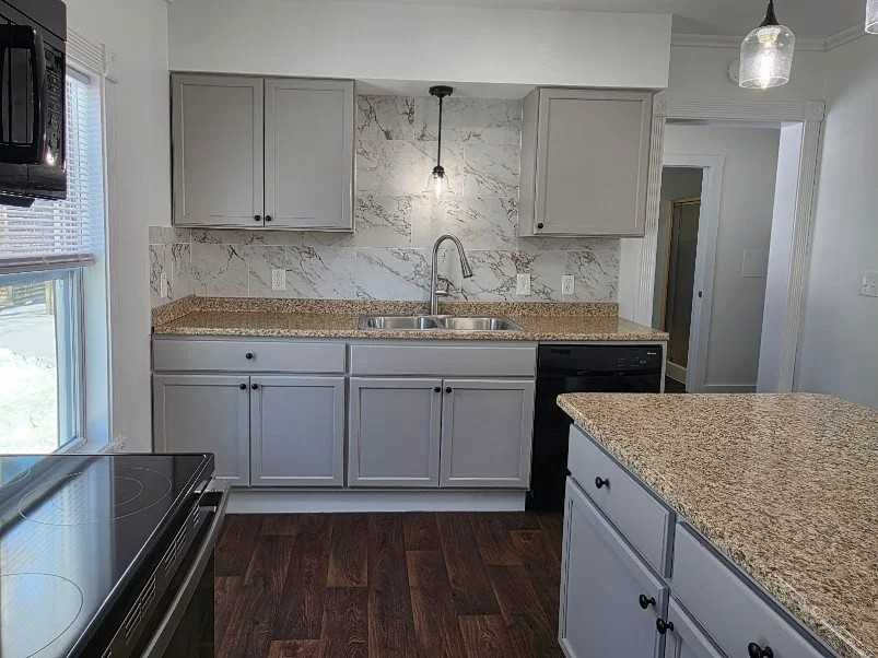 16 Park Ave - Photo 4 of 20