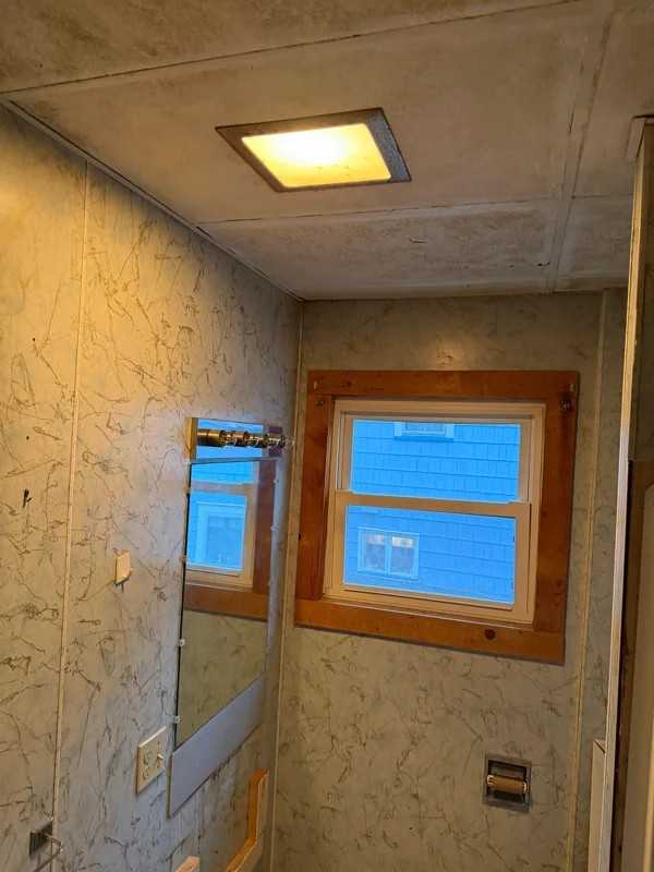 815 W 1st St - Photo 7 of 12