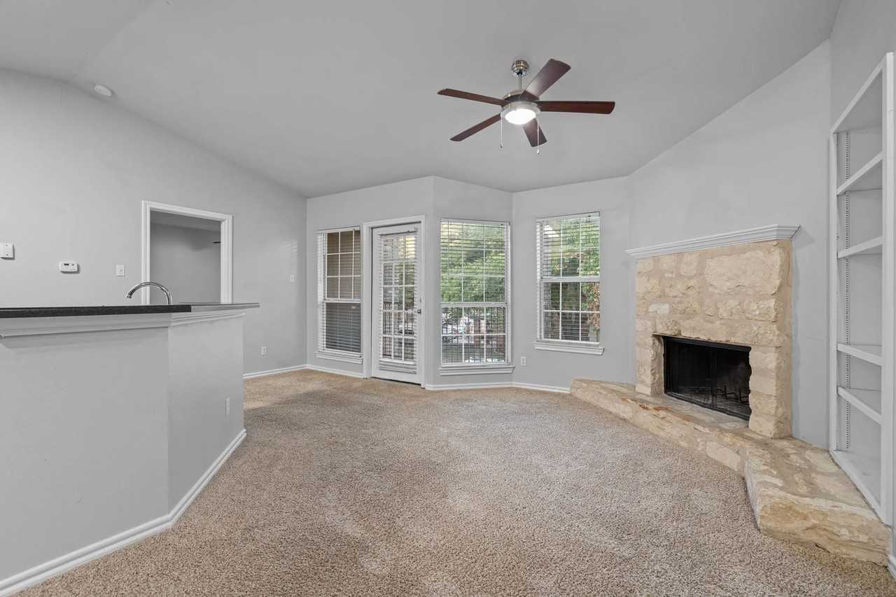 6804 N Capital Of Texas Hwy #524 - Photo 3 of 17