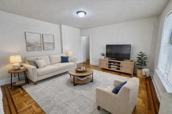 580 Washington Ave #C4 - Photo 3 of 10