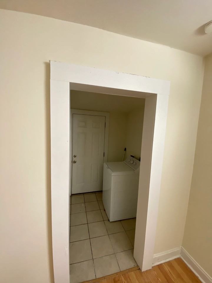 2333 Saint Anthony St #2333 - Photo 2 of 6