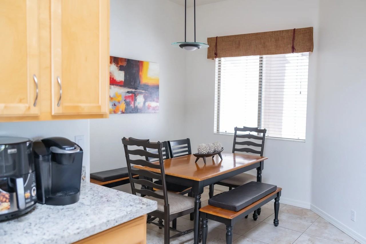 8856 E Sharon Dr - Photo 7 of 11