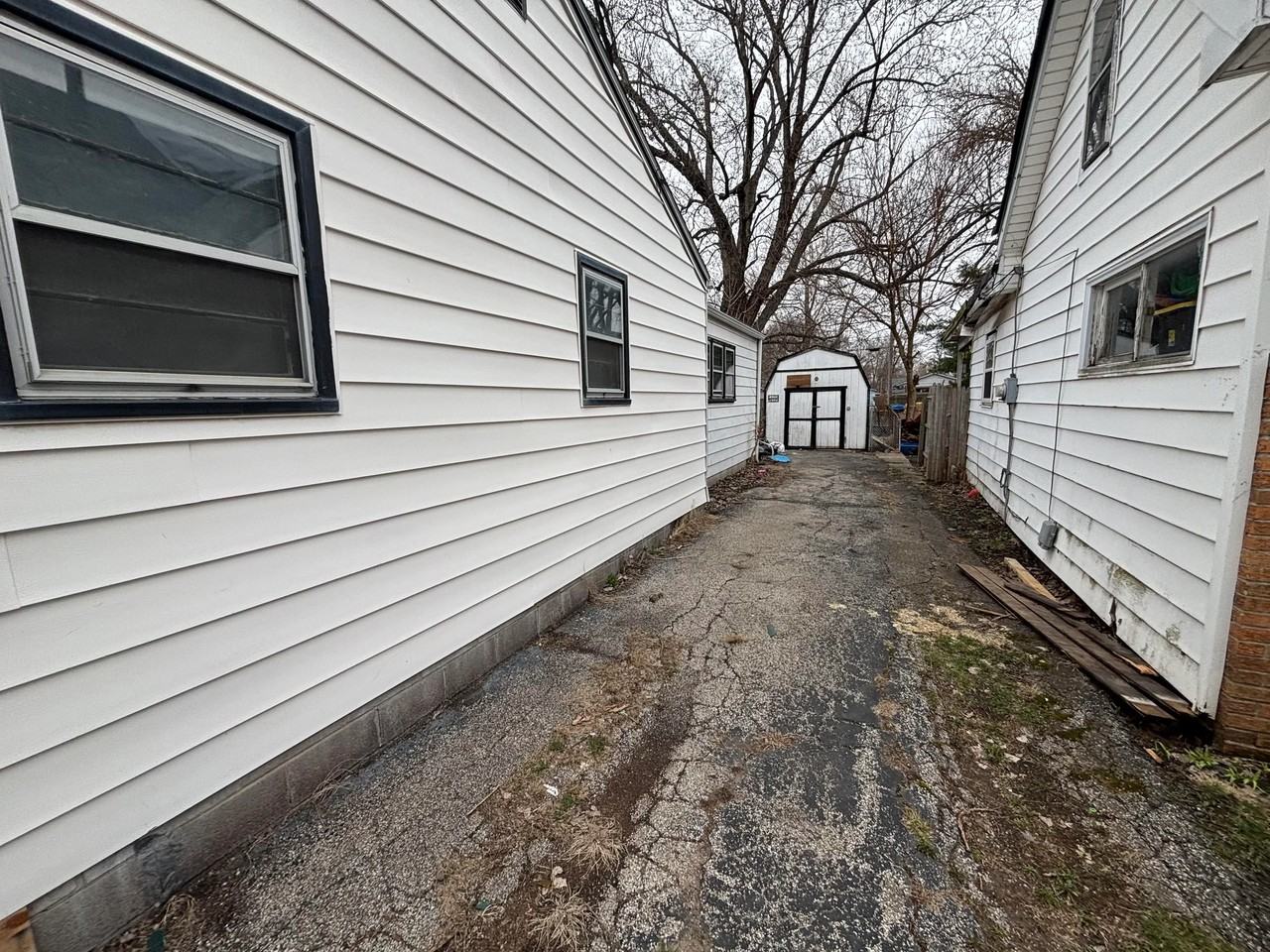 920 N 13th St - Photo 3 of 19